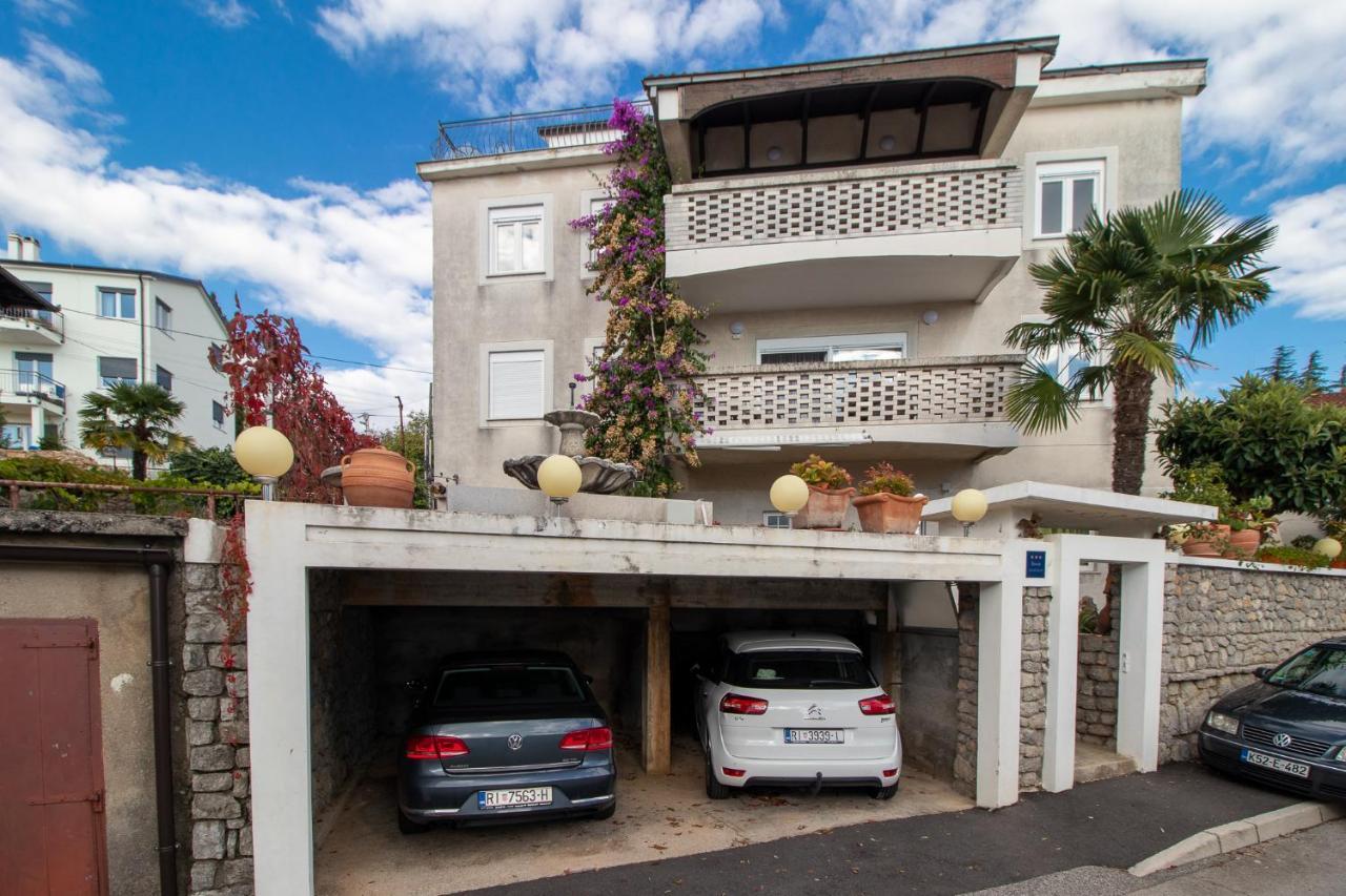 Apartments Skoljka Fiume Kültér fotó